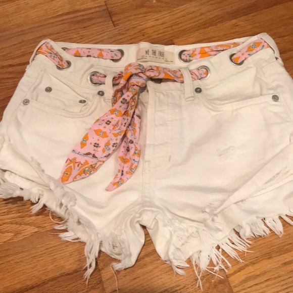 Free People Pants - Last chance this week-Free People White cutoff sashed denim shorts